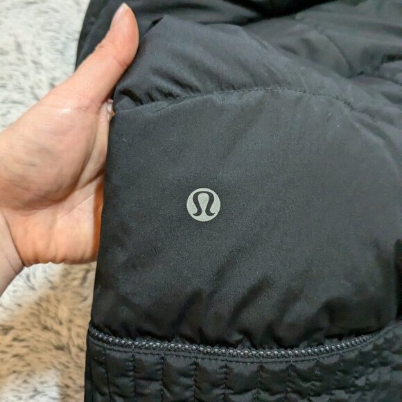 Lululemon Puffer Jacket Hoodie Down Jacket Fluffed Up Pullover Black Size 4 - Picture 7 of 8